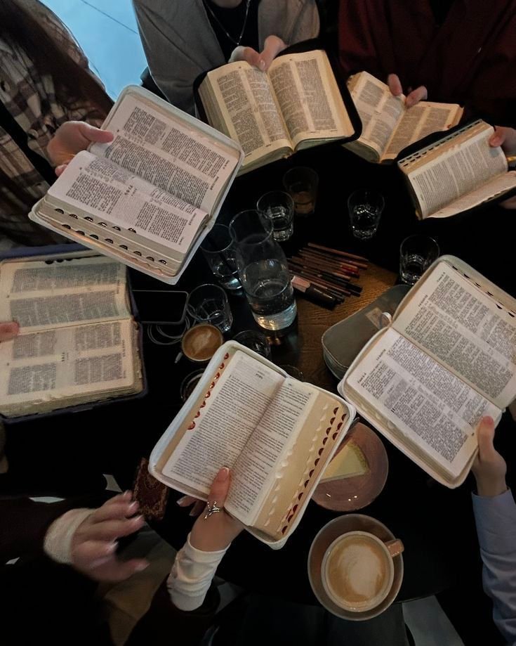 Comparte y Conecta con Otros: La Importancia de Hablar de Tu Experiencia Espiritual